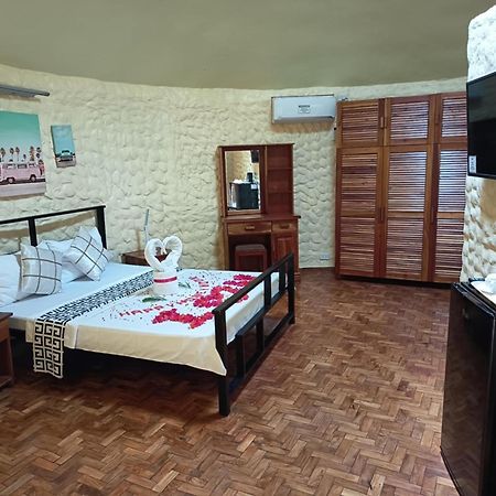 Midnite Inn Panglao Exteriér fotografie